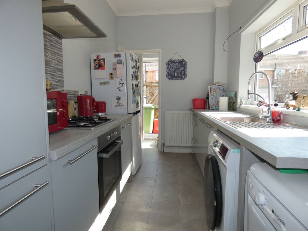 Kitchen- click for photo gallery